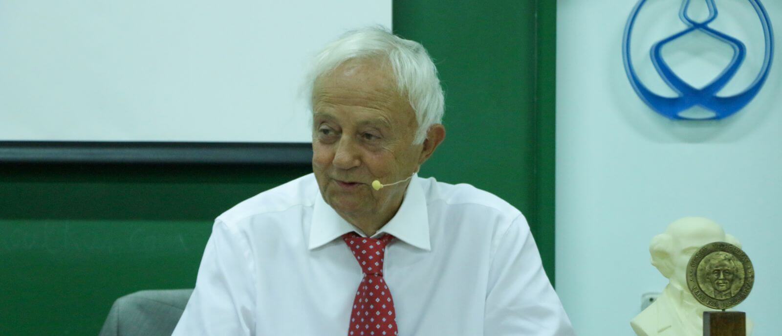 クラシカルホメオパシー Prof. Vithoulkas Amazon | Talks on Classical Homoeopathy | Vithoulkas, George
